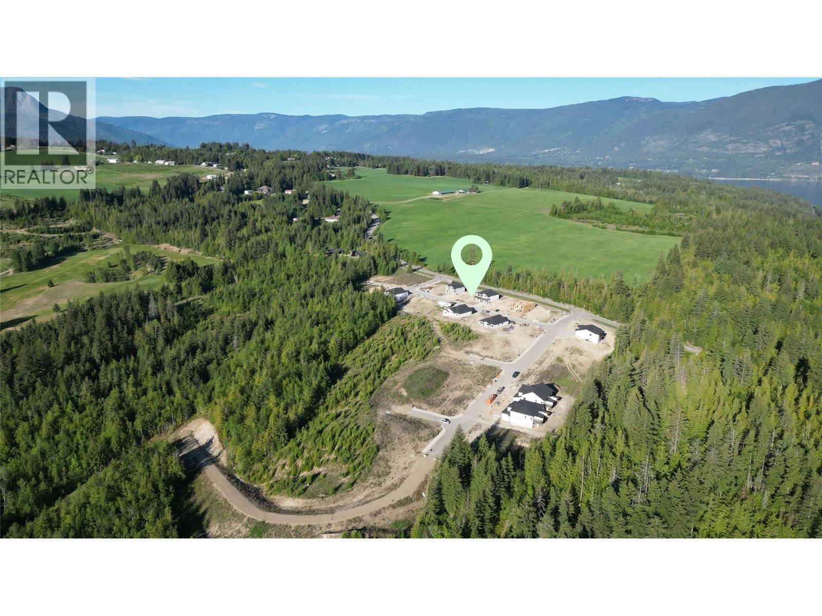 6831 42 Street Northeast, Salmon Arm, British Columbia V0E 1K0