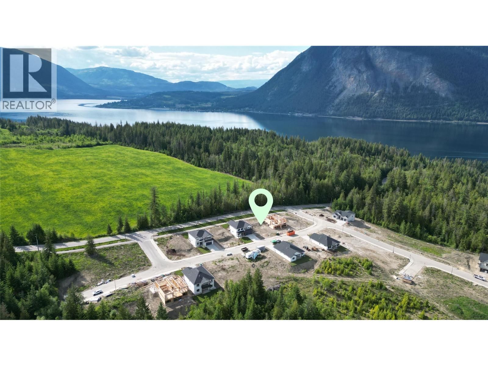 6851 42 Street Northeast, Salmon Arm, British Columbia V0E 1K0