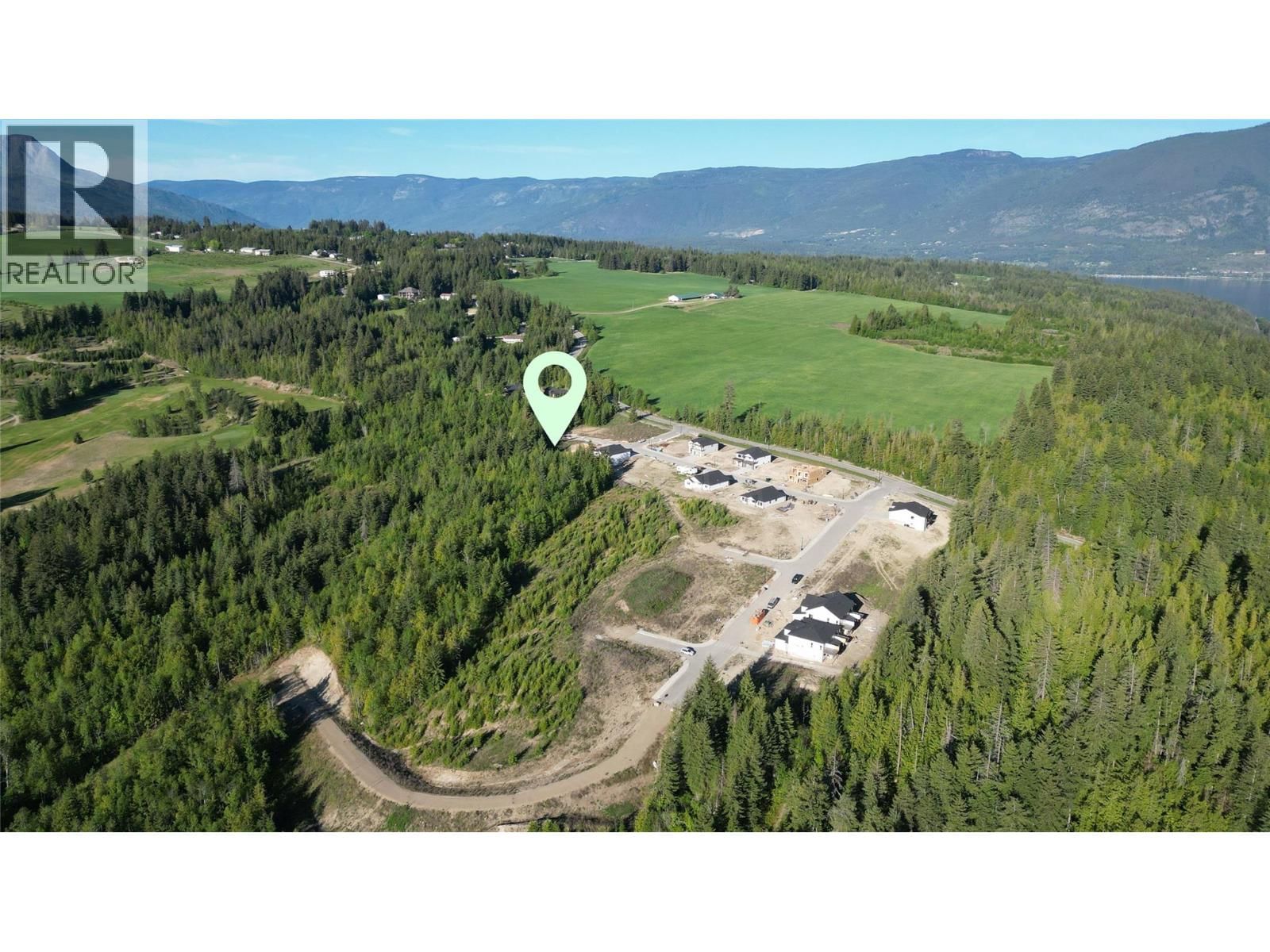 6740 42 Street Northeast, Salmon Arm, British Columbia V0E 1K0