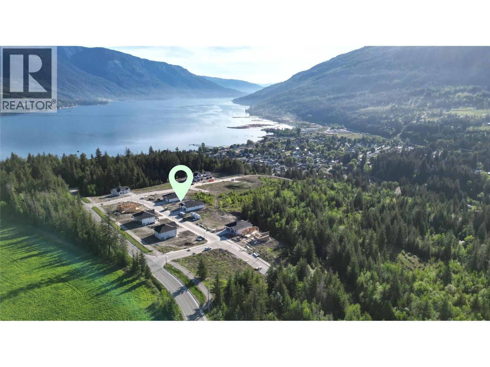 6850 42 Street Northeast, Salmon Arm, British Columbia V0E 1K0