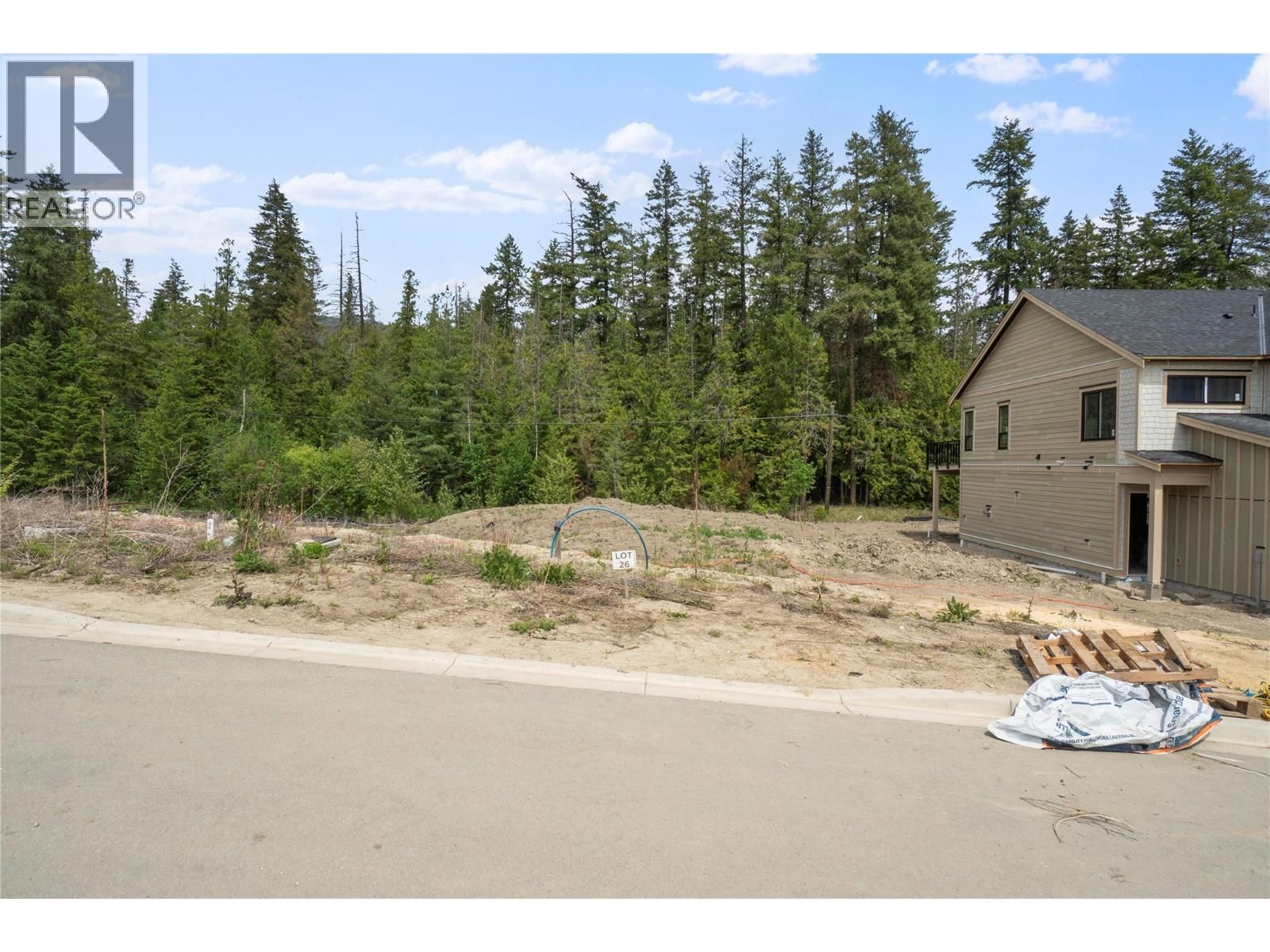 4311 69 Avenue Northeast, Salmon Arm, British Columbia V0E 1K0