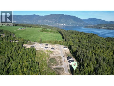 4411 69 Avenue Northeast | Salmon Arm British Columbia | Slide Image Three