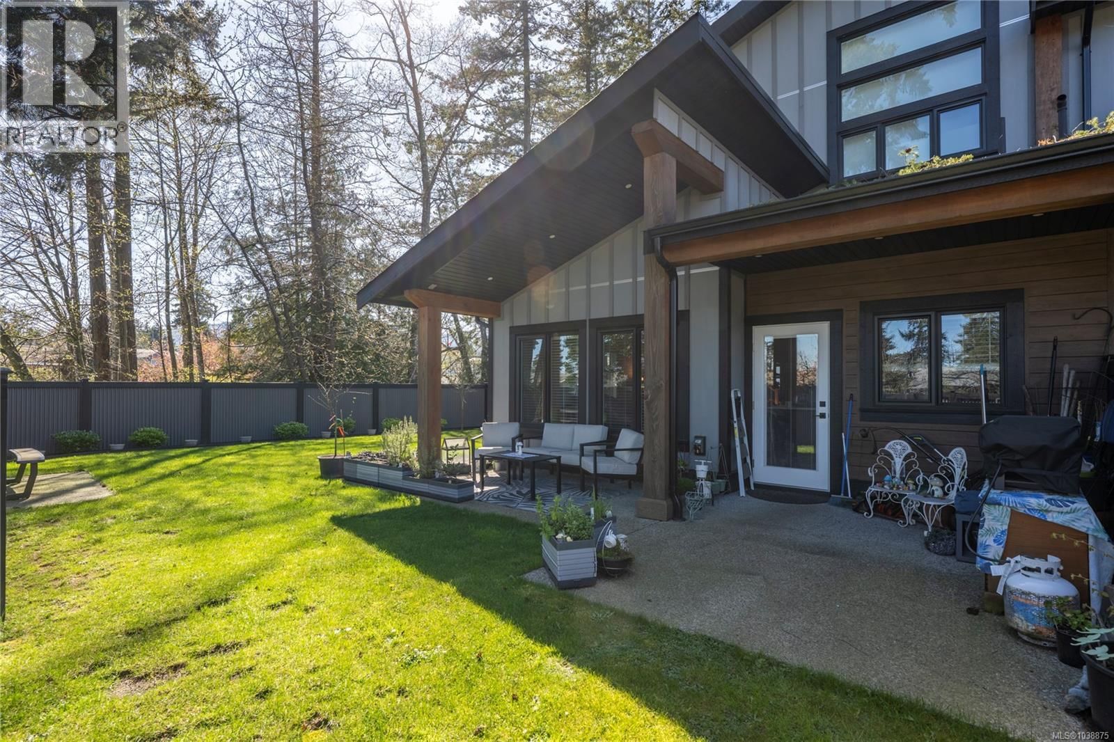 3152 Mexicana Road property photo