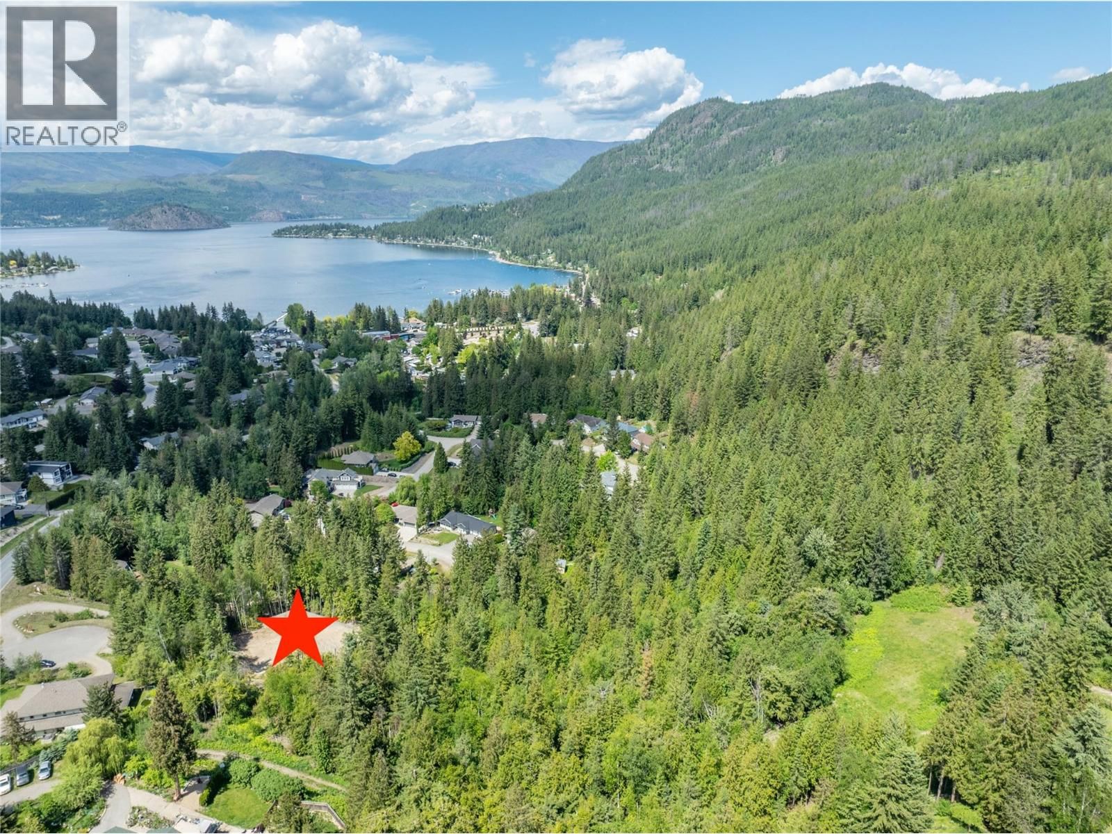 2744 Lake Mount Place, Blind Bay, British Columbia V0E 1H1