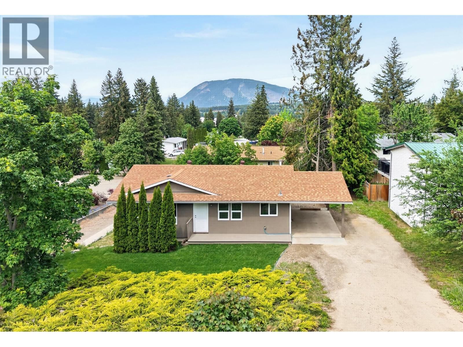 2731 Okanagan Avenue Northeast, Salmon Arm, British Columbia V1E 2T1