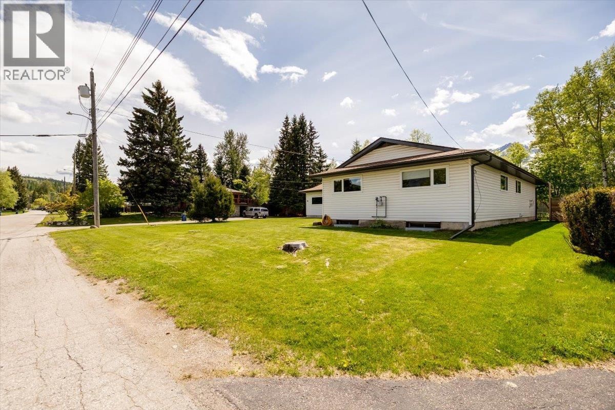 39 ELKVIEW Drive property photo