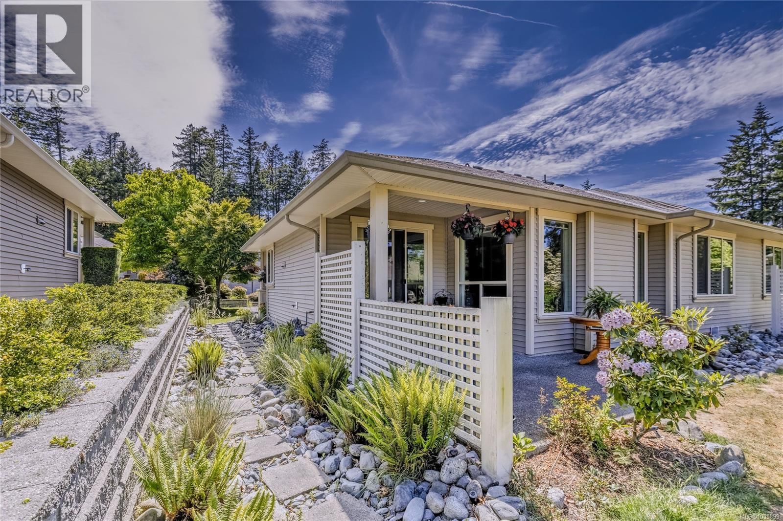 102 4466 Stonebridge Place property photo