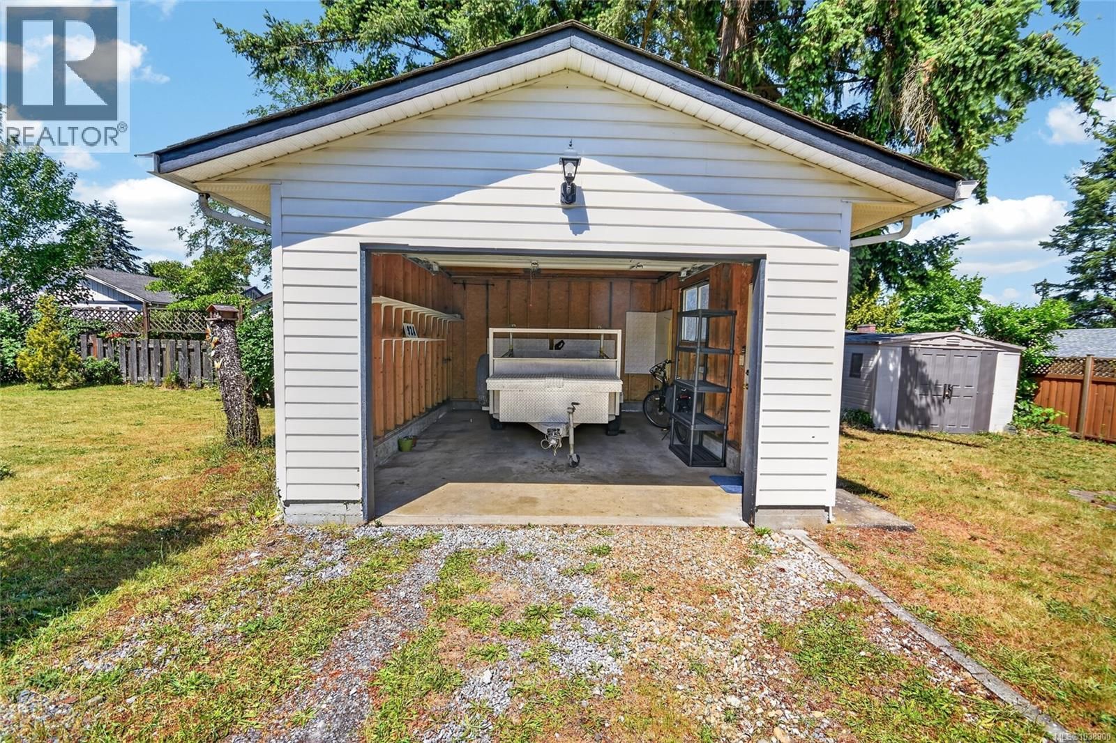 924 St. Andrews Street property photo