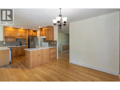 1791 27 Avenue Northeast | Salmon Arm British Columbia | Slide Image Fourteen