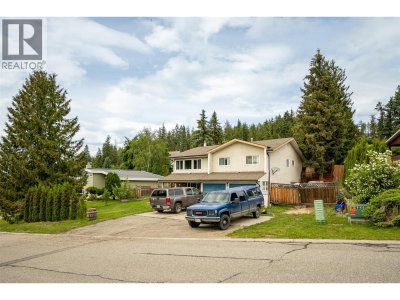 1791 27 Avenue Northeast | Salmon Arm British Columbia | Slide Image Fifty-six