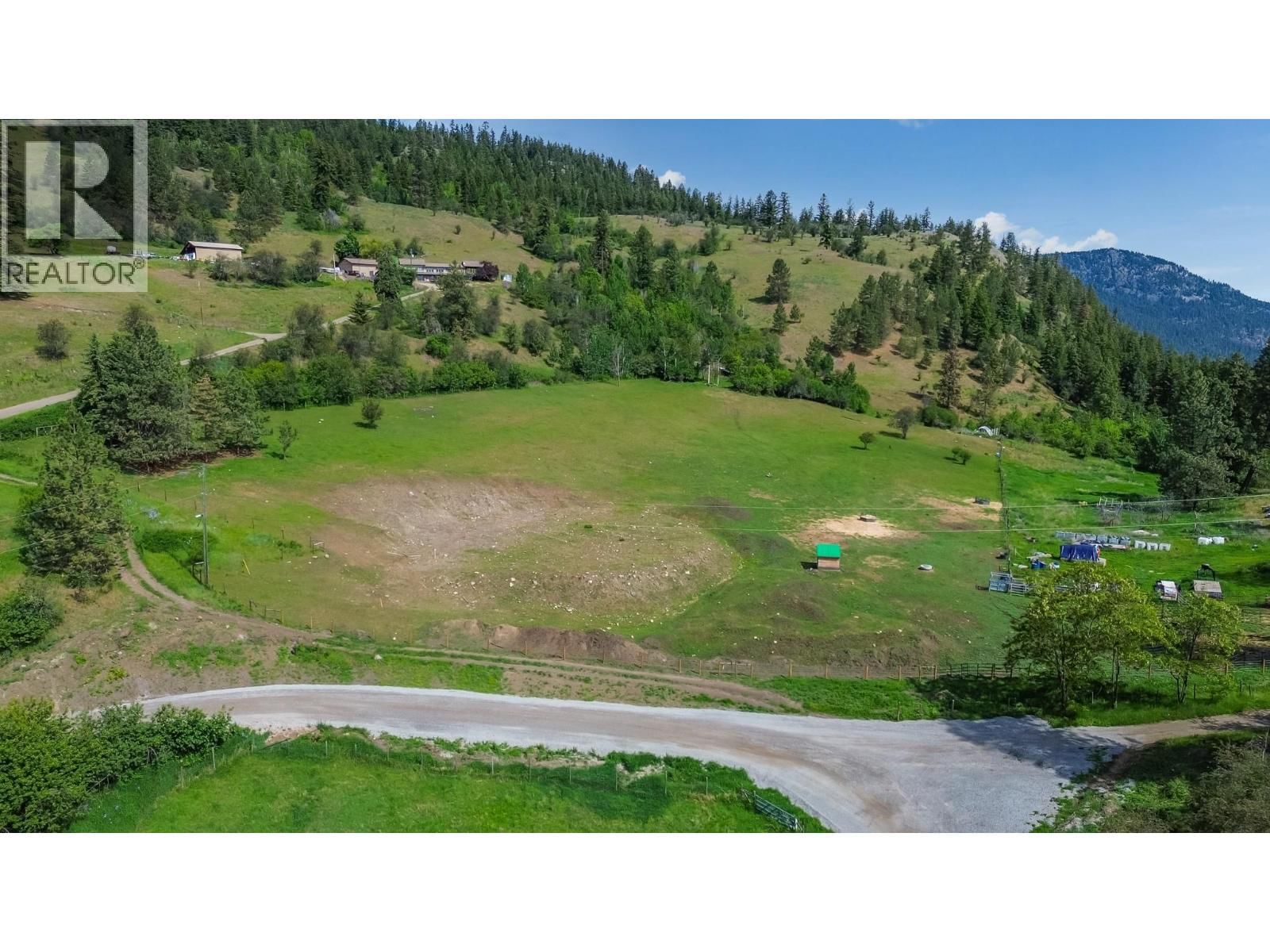  Page Road, Spallumcheen, British Columbia V4Y 0P8
