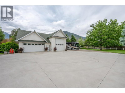 2900 River Road | Keremeos British Columbia | Slide Image Two