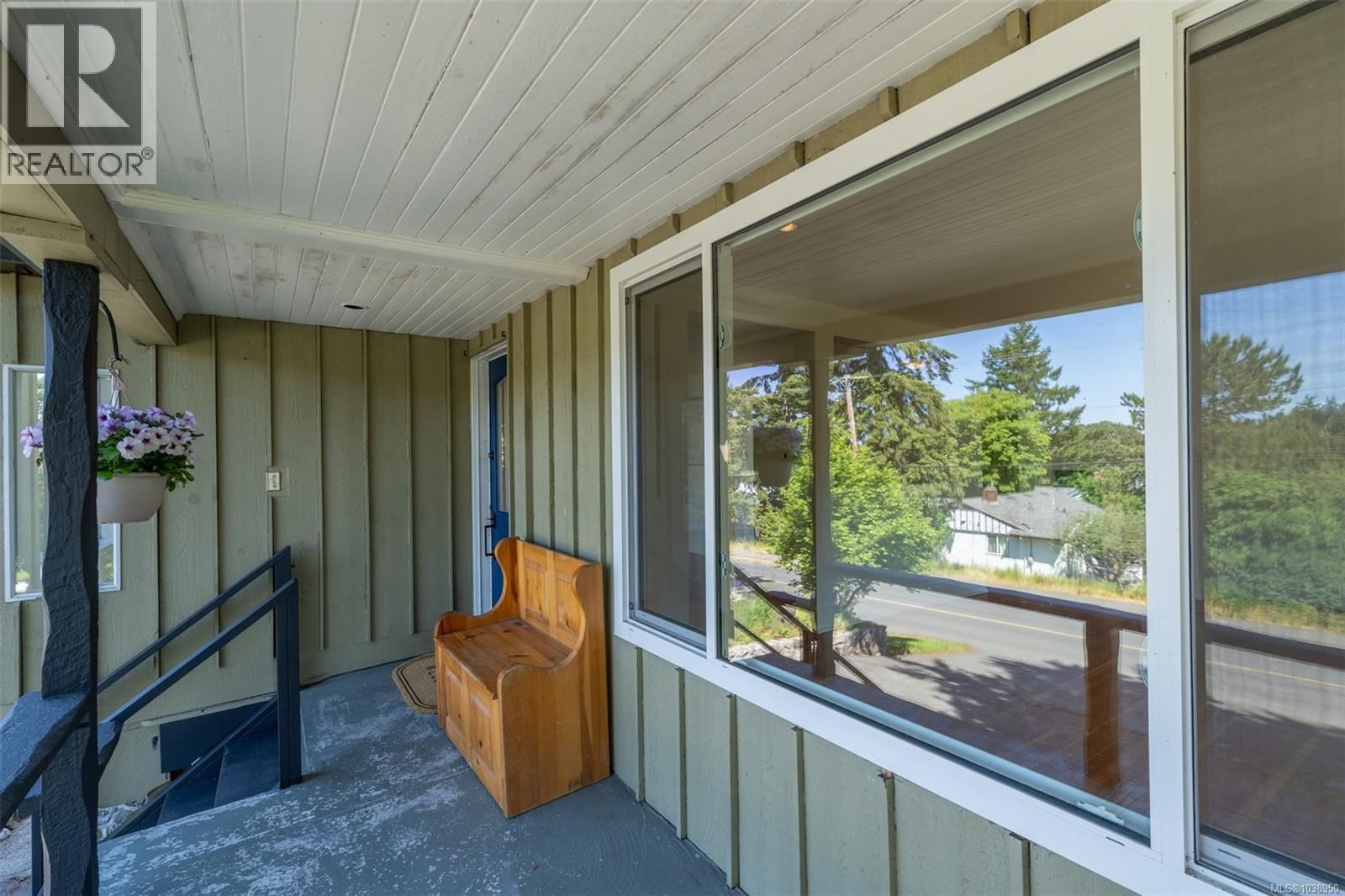 1495 Derby Road property photo