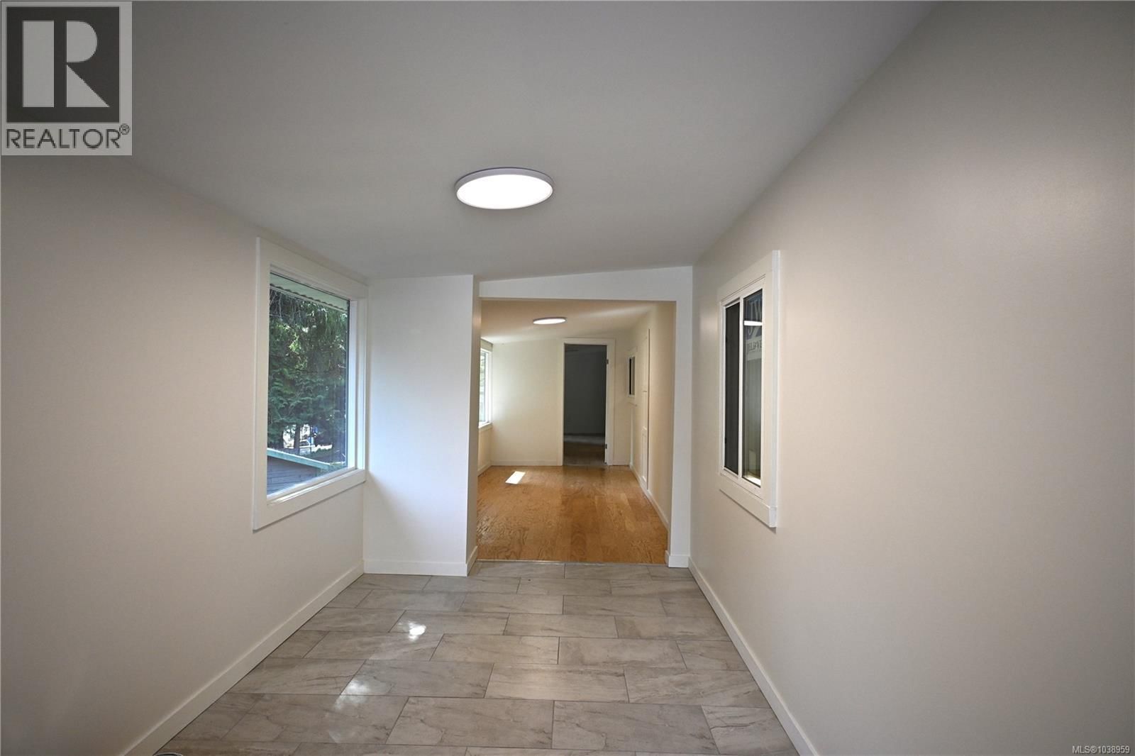 55 1000 Chase River Road property photo