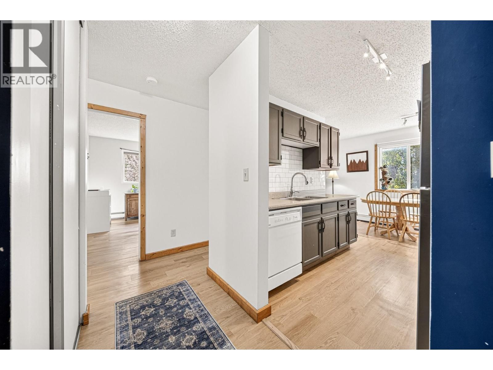 308 65 Cokato Road property photo