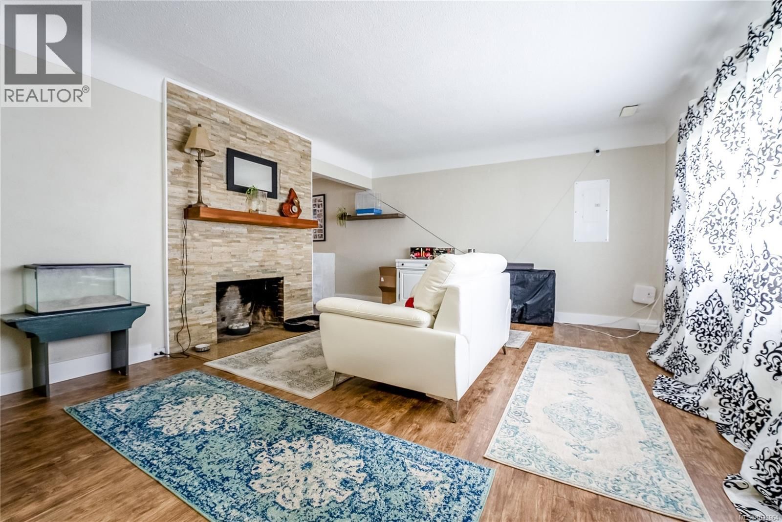 1661 Freeman Avenue property photo