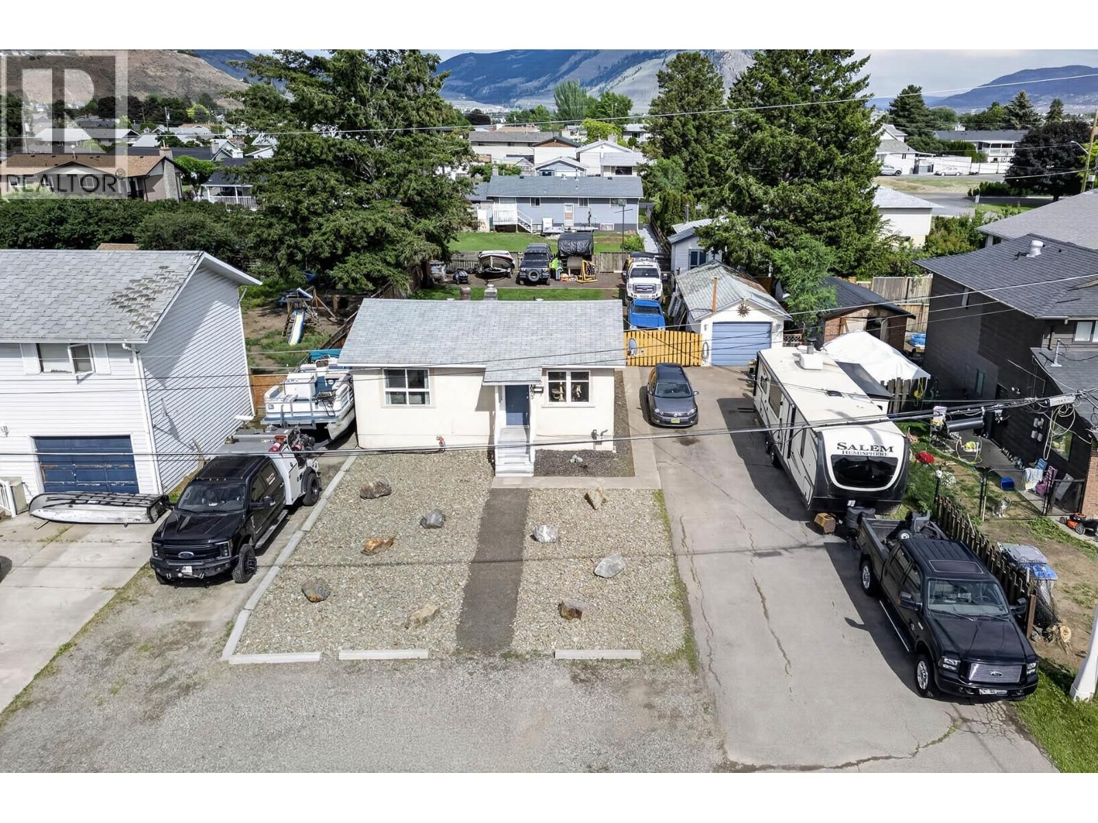 1023 Laroque Street, Kamloops, British Columbia V2B 5L6