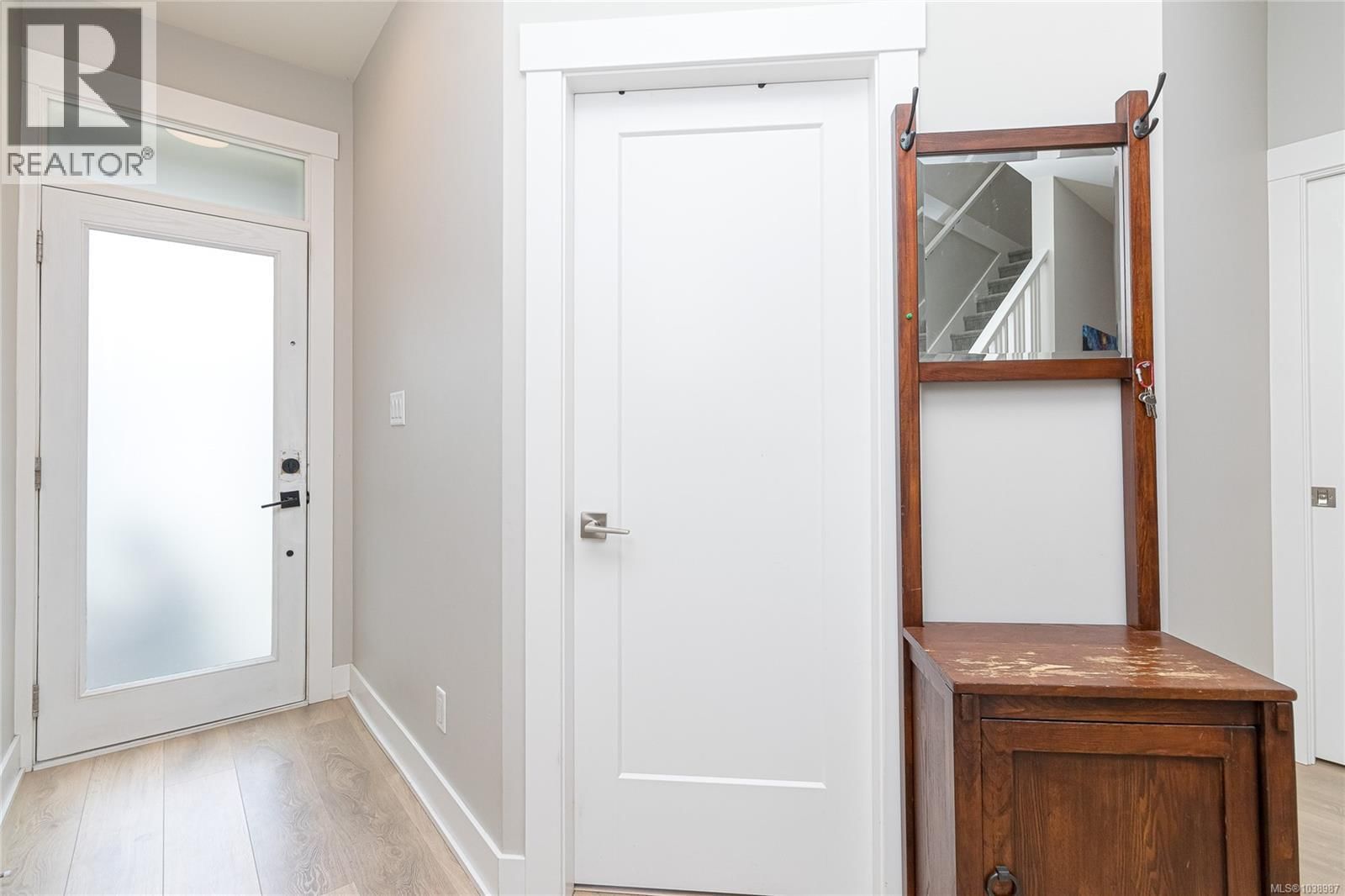 1243 Flint Avenue property photo