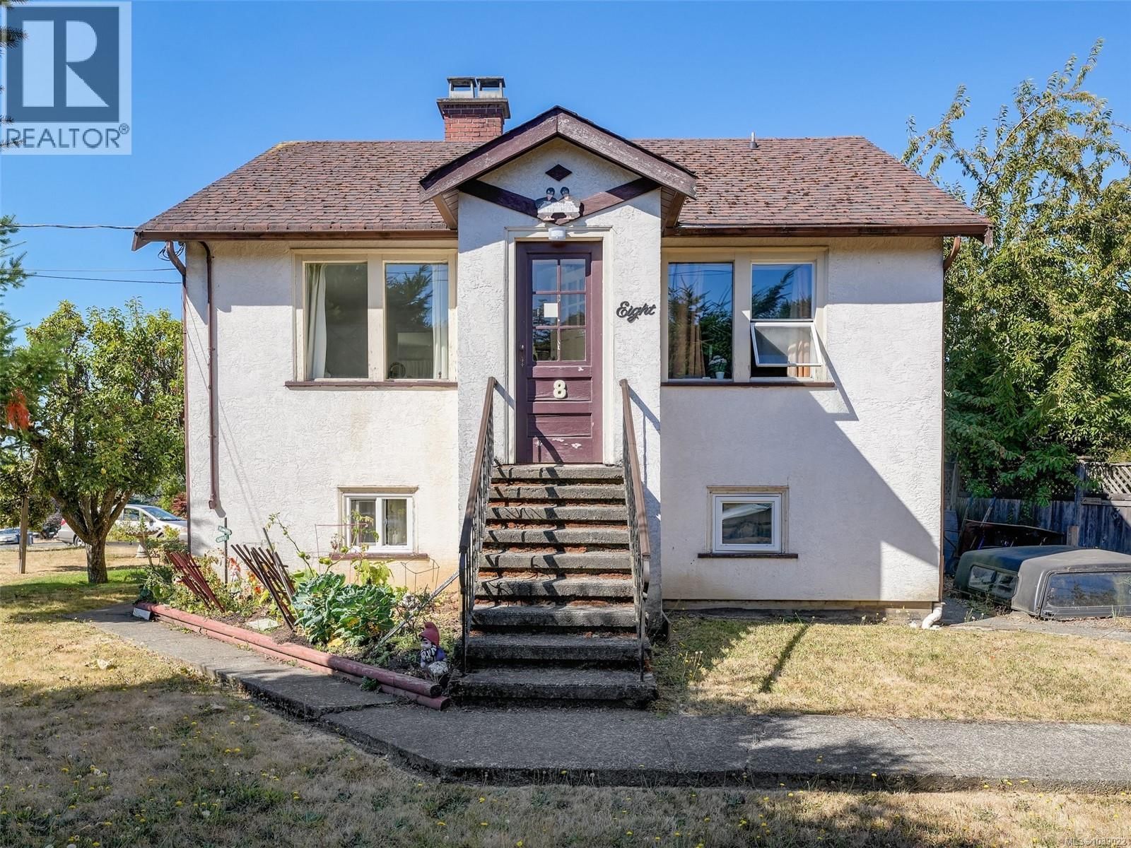 8 Camden Avenue, View Royal, British Columbia V8Z 1P5