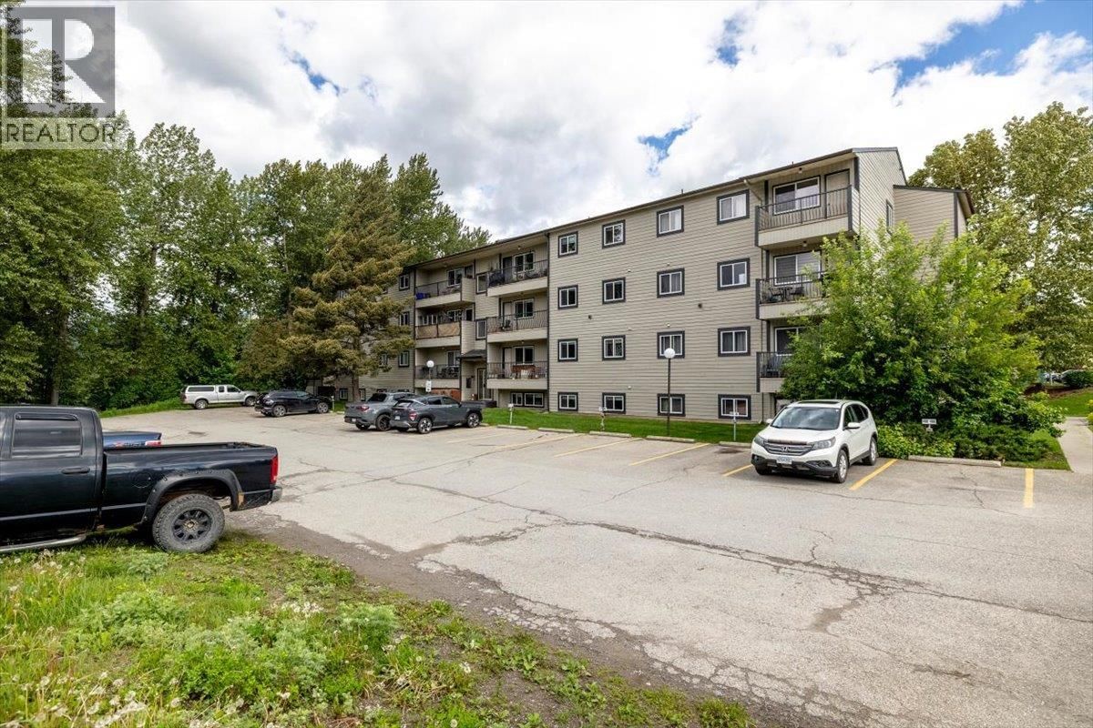 104 65 COKATO Road property photo
