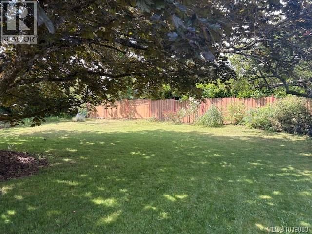 2535 Holyrood Drive property photo