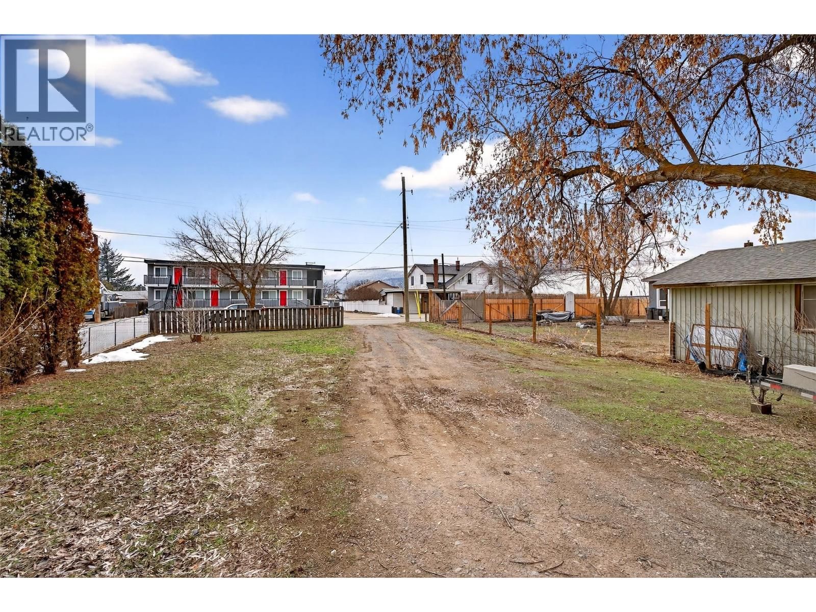 2135 Merritt Avenue, Merritt, British Columbia V1K 1B8