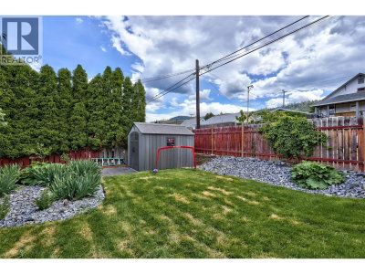 1119 Pine Street | Kamloops British Columbia | Slide Image Thirty-five