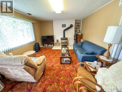 1 Finch Crescent | Osoyoos British Columbia | Slide Image Sixteen