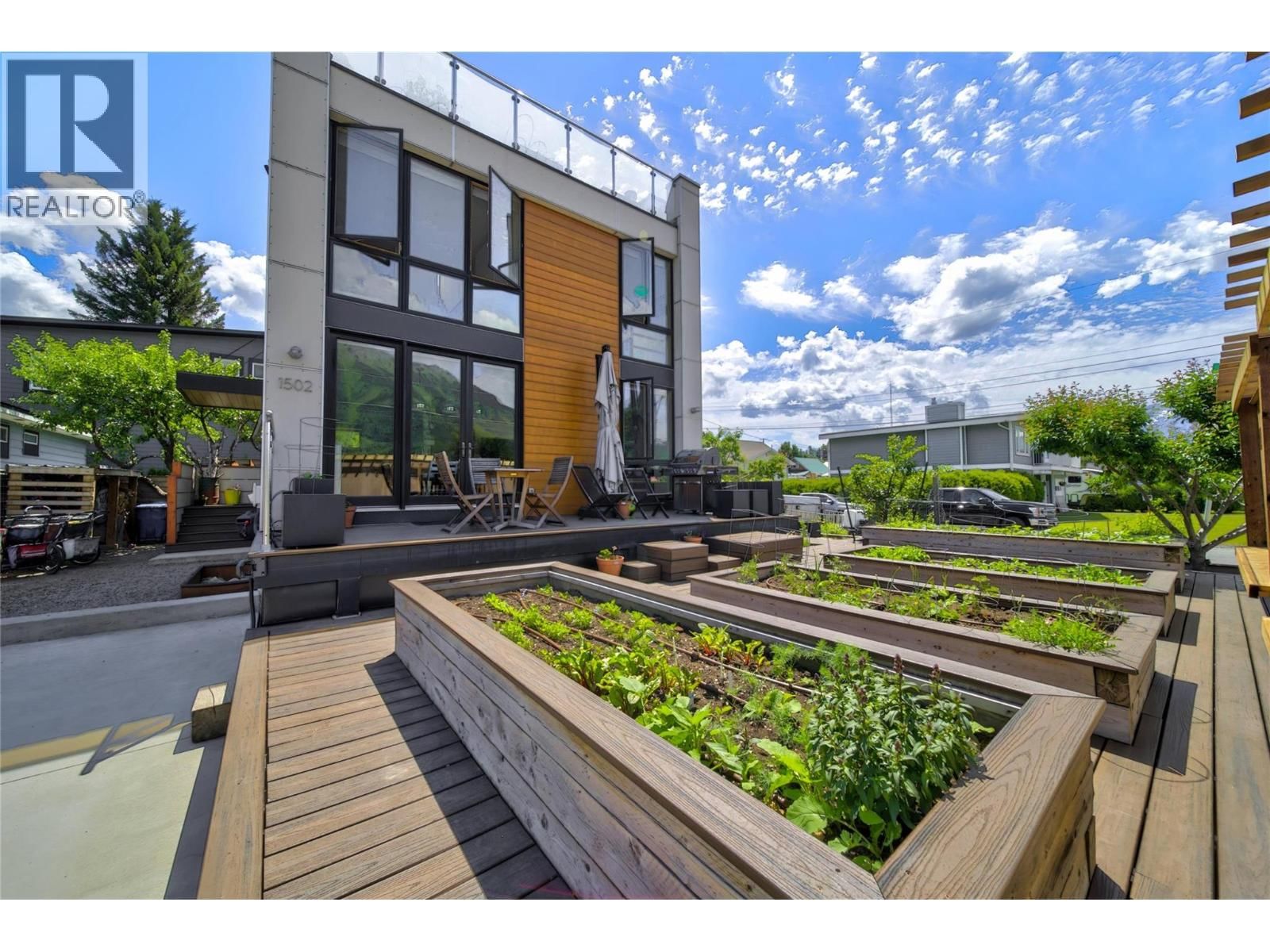 1502 2nd Avenue property photo