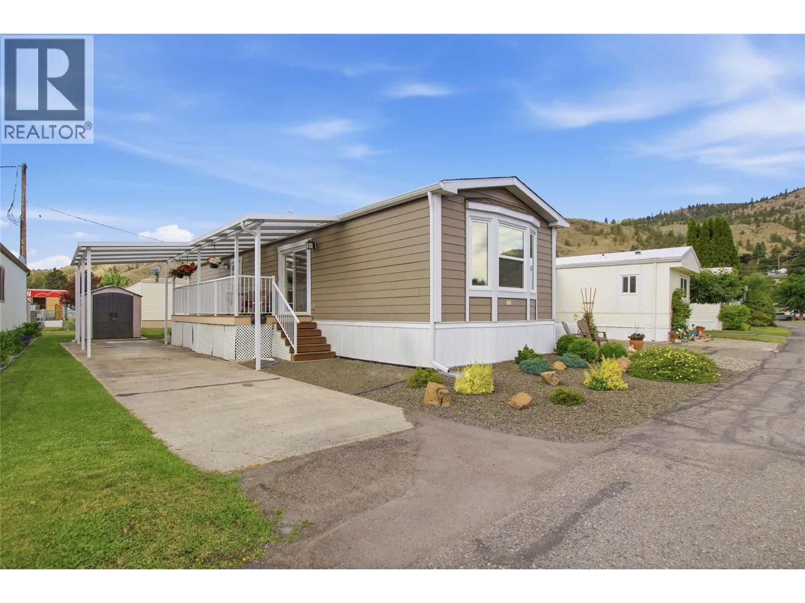 2400 Oakdale Way, Kamloops, British Columbia V2B 6W7