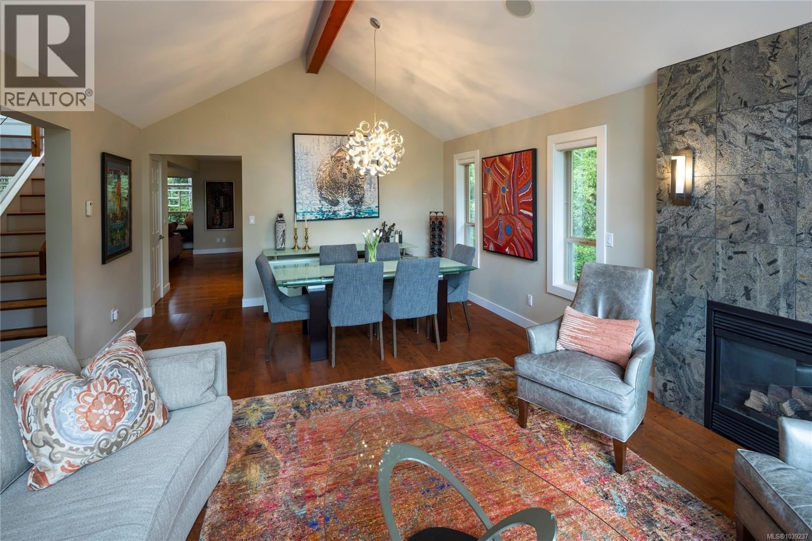 929 Matticks Wood Lane property photo