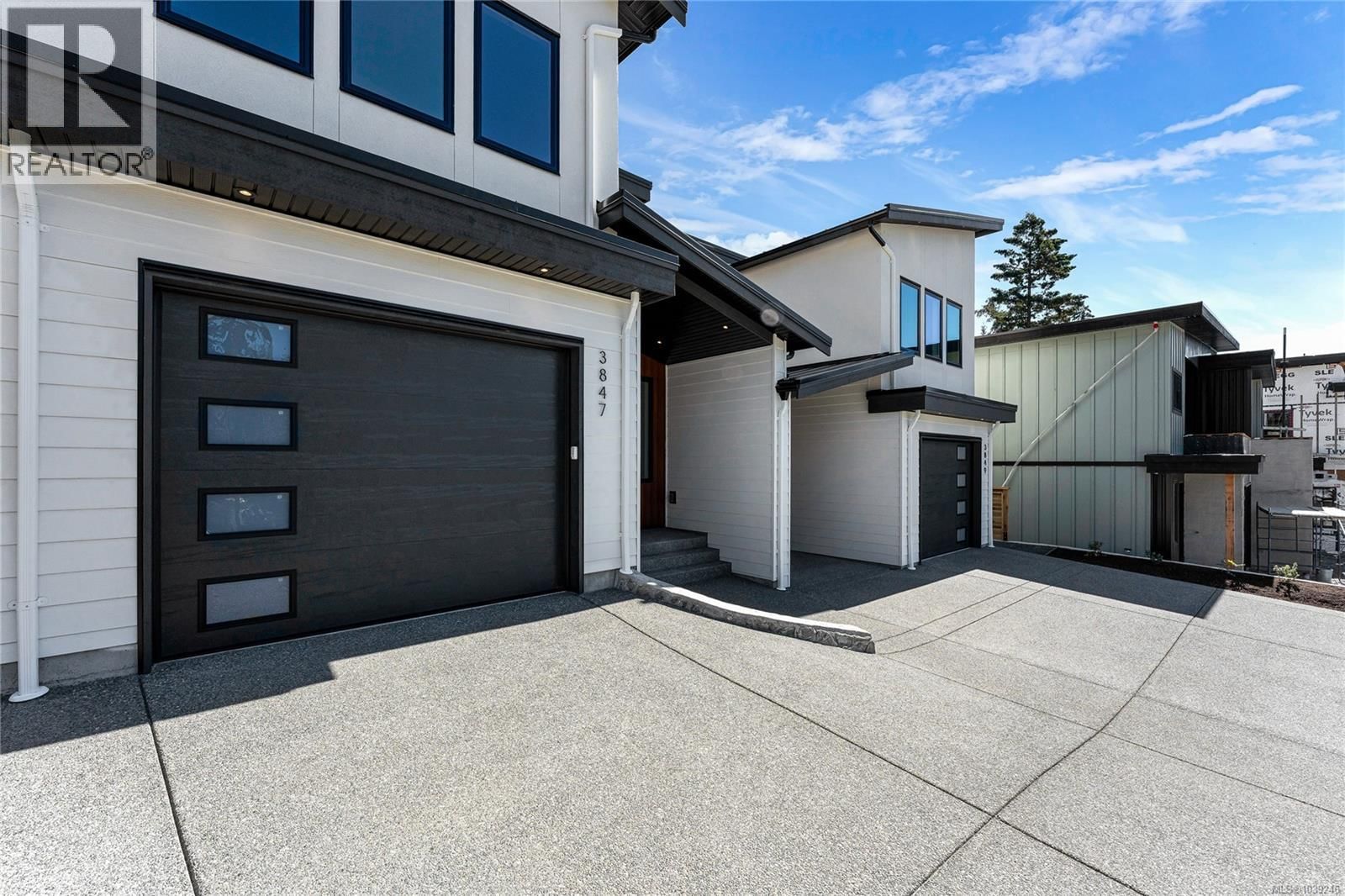 3847 Olympian Way property photo