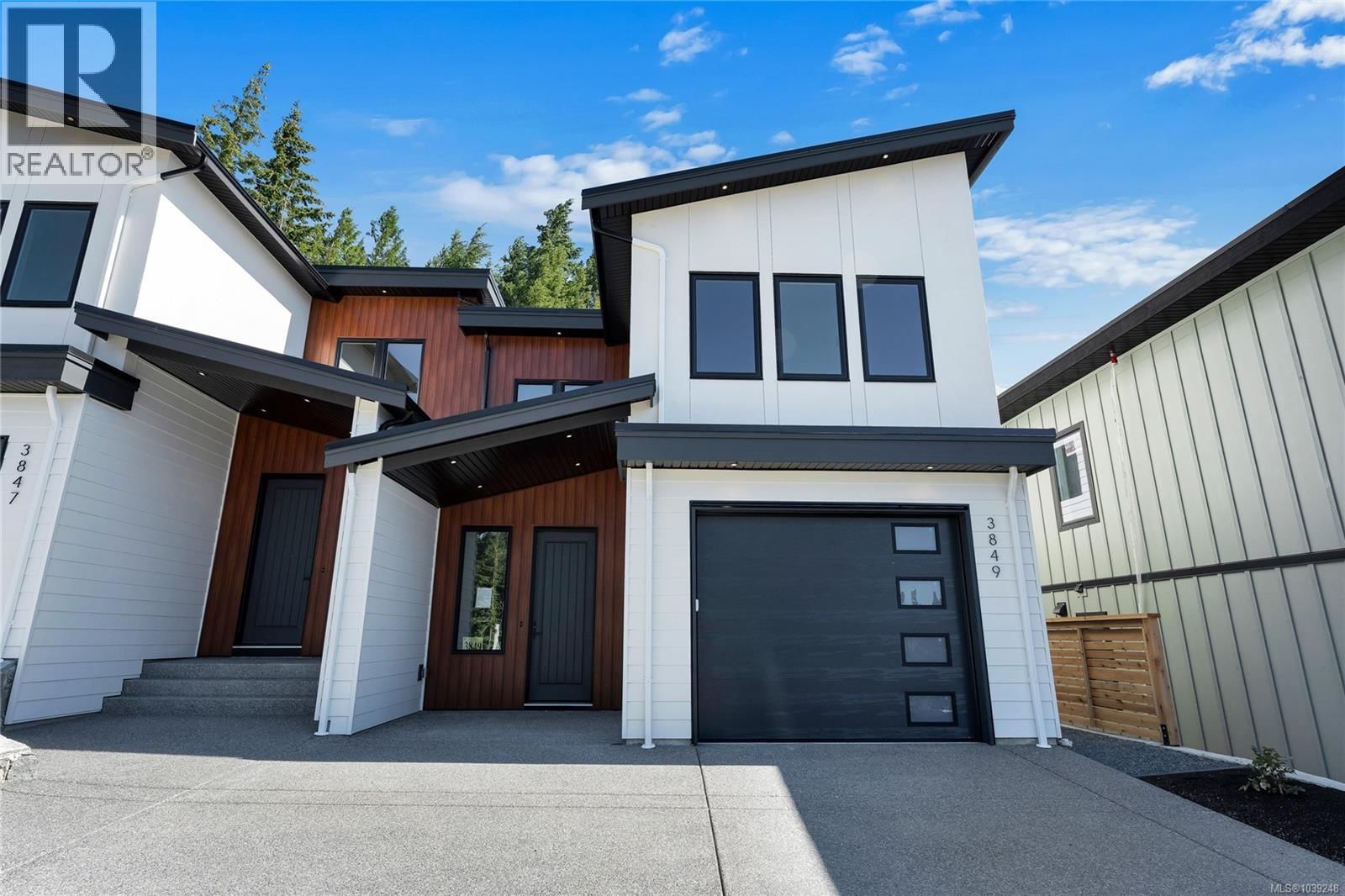 3849 Olympian Way property photo