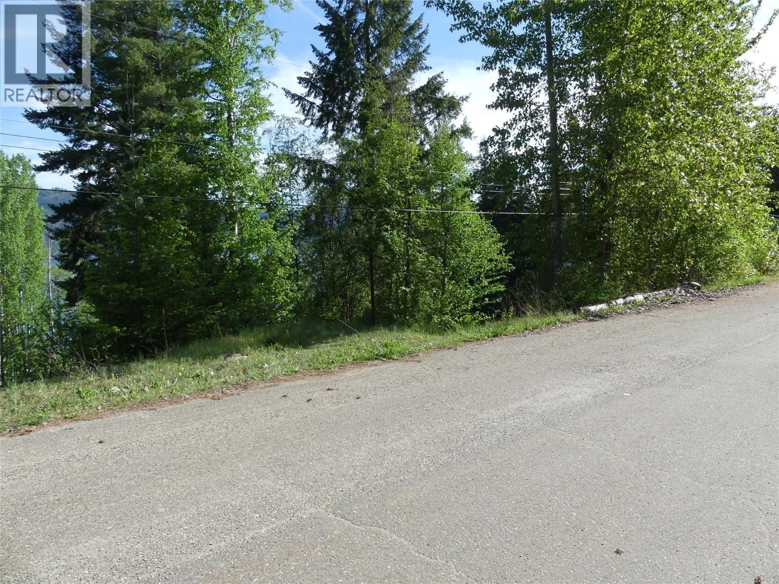 Lot 8 Lindsay Road, Magna Bay, British Columbia V0E 1M7
