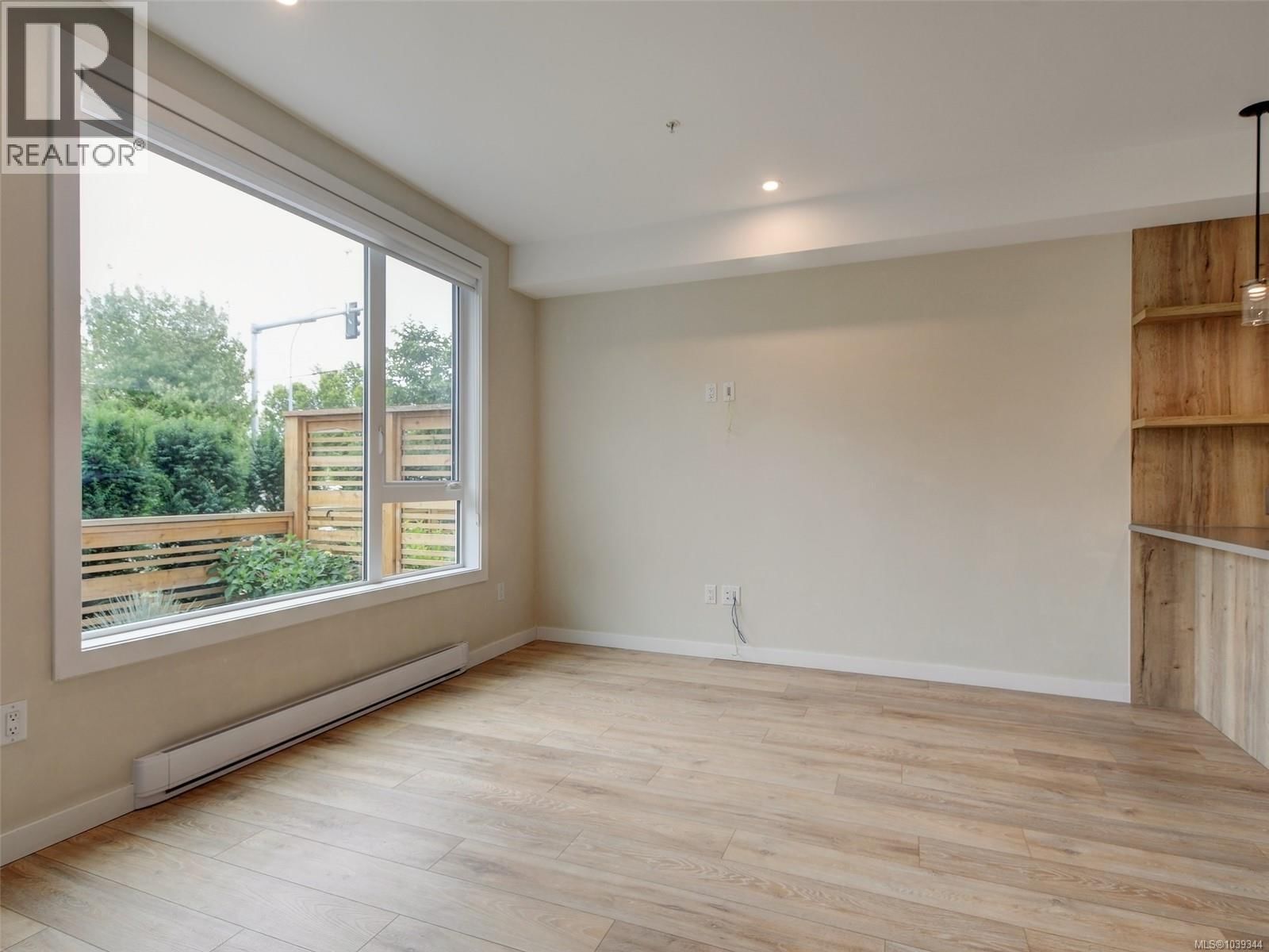 101 1588 North Dairy Road property photo
