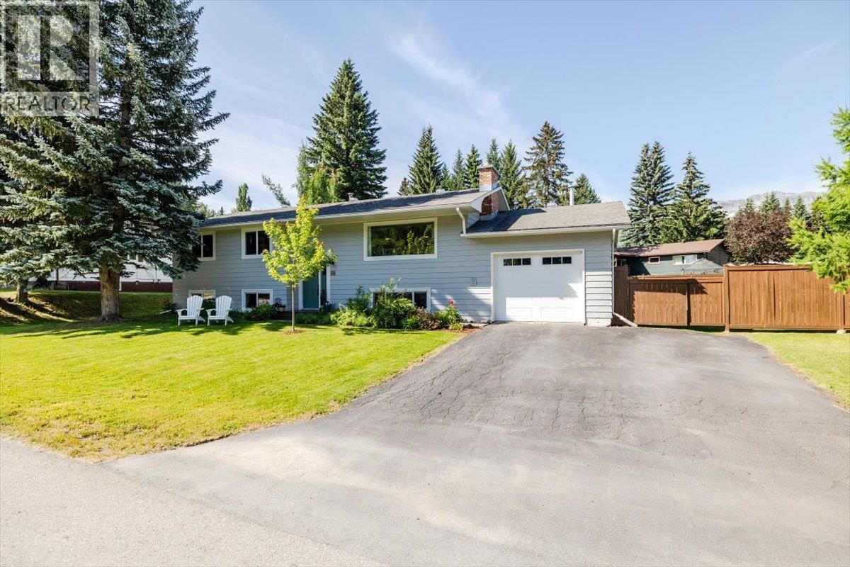 22 Elkview Crescent property photo