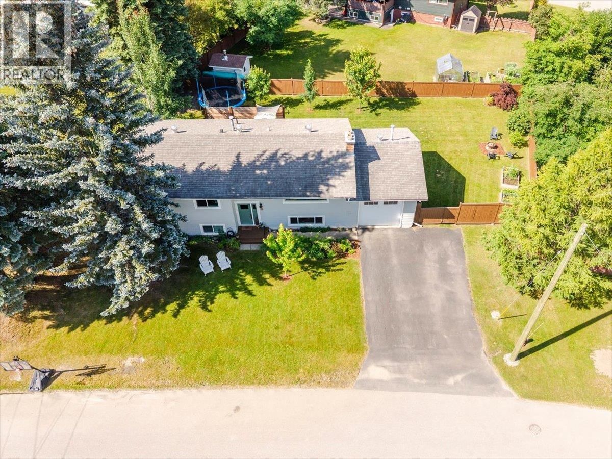 22 Elkview Crescent property photo