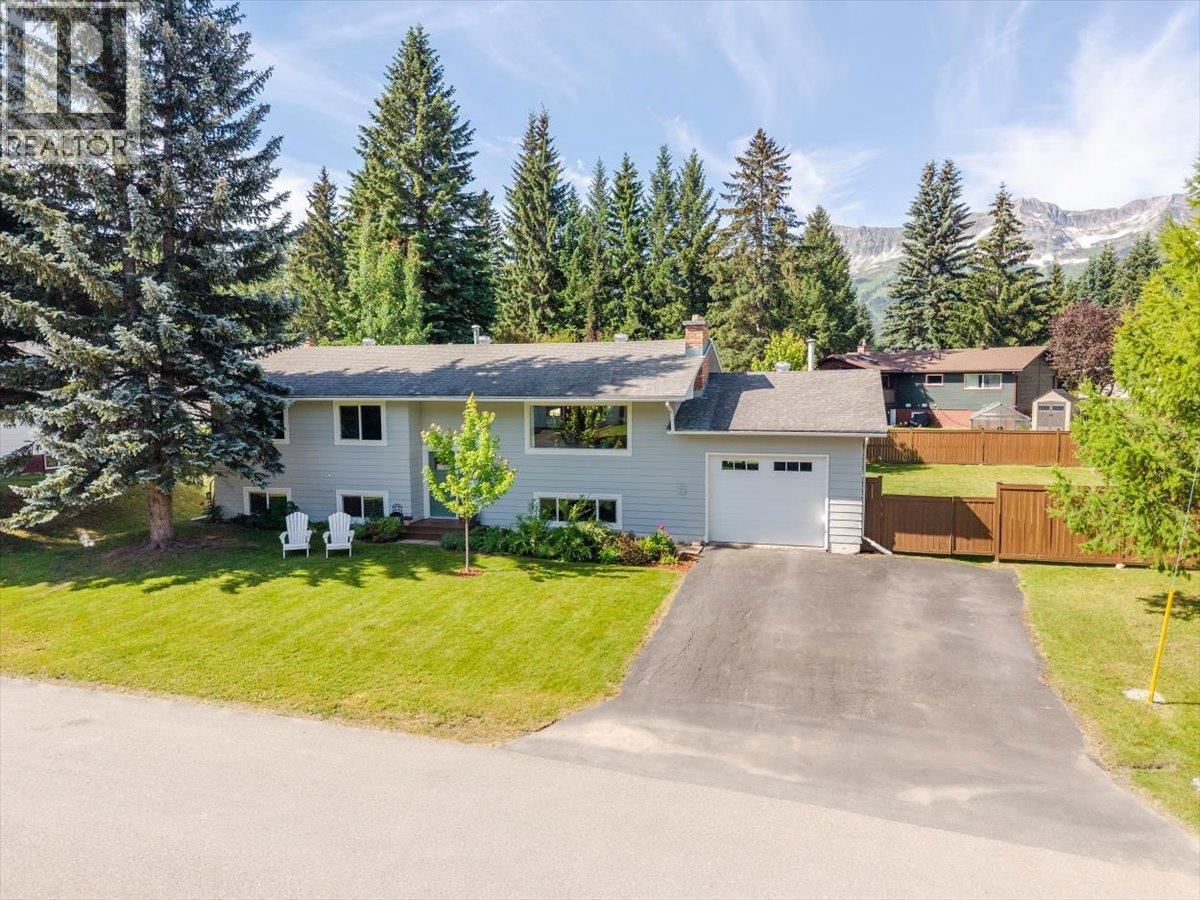 22 Elkview Crescent property photo
