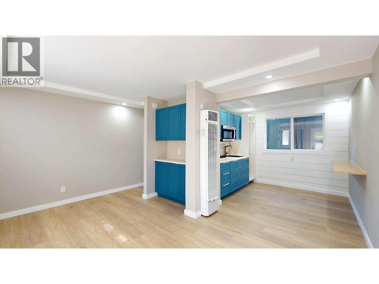 D37 100 RED CEDAR Drive property photo