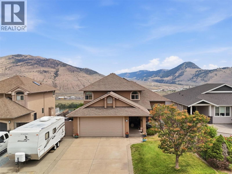 907 QUAIL Drive Kamloops British Columbia, V2B 8N9 - 4 Bedrooms Home For Sale