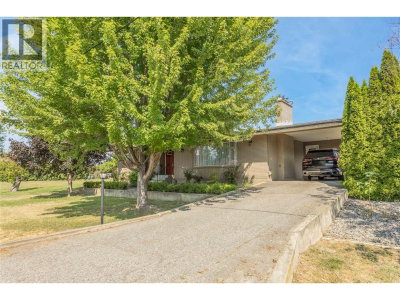 3259 St Amand Road | Kelowna British Columbia | Slide Image Forty-four