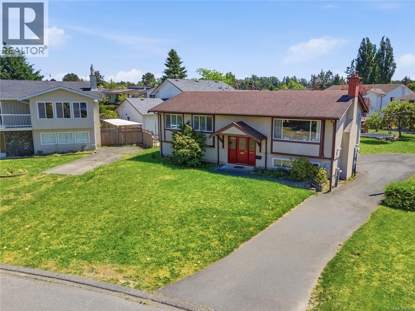 3971 Cedarwood Street property photo