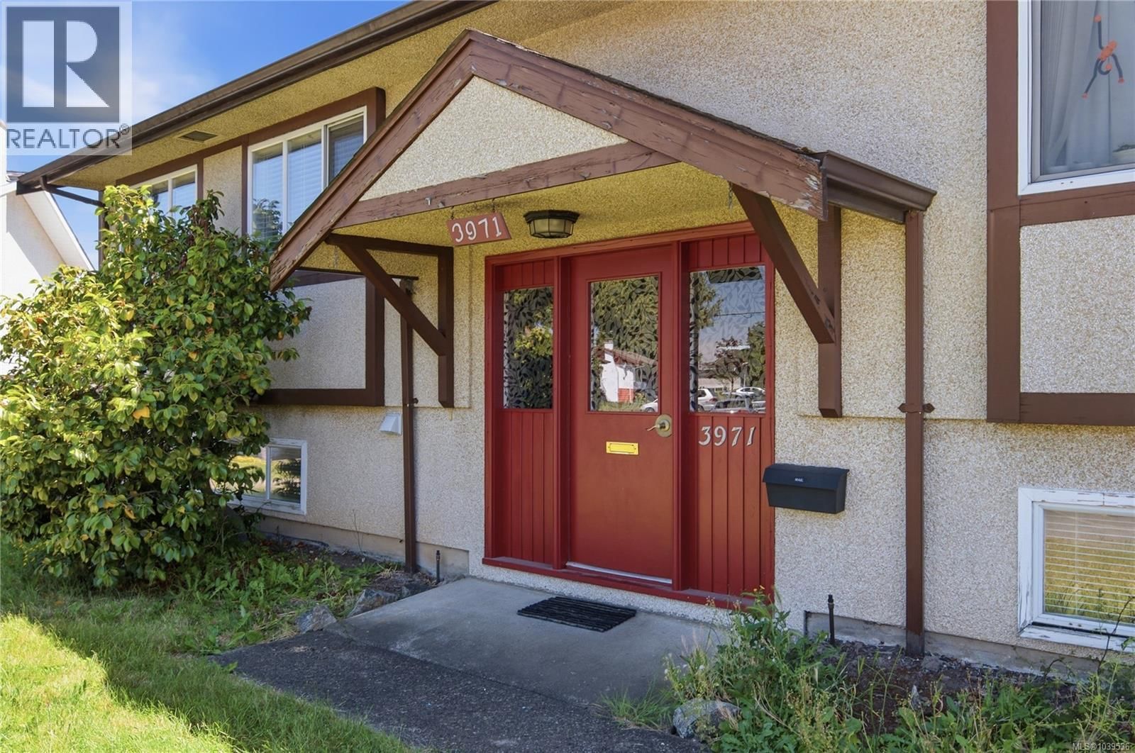 3971 Cedarwood Street property photo