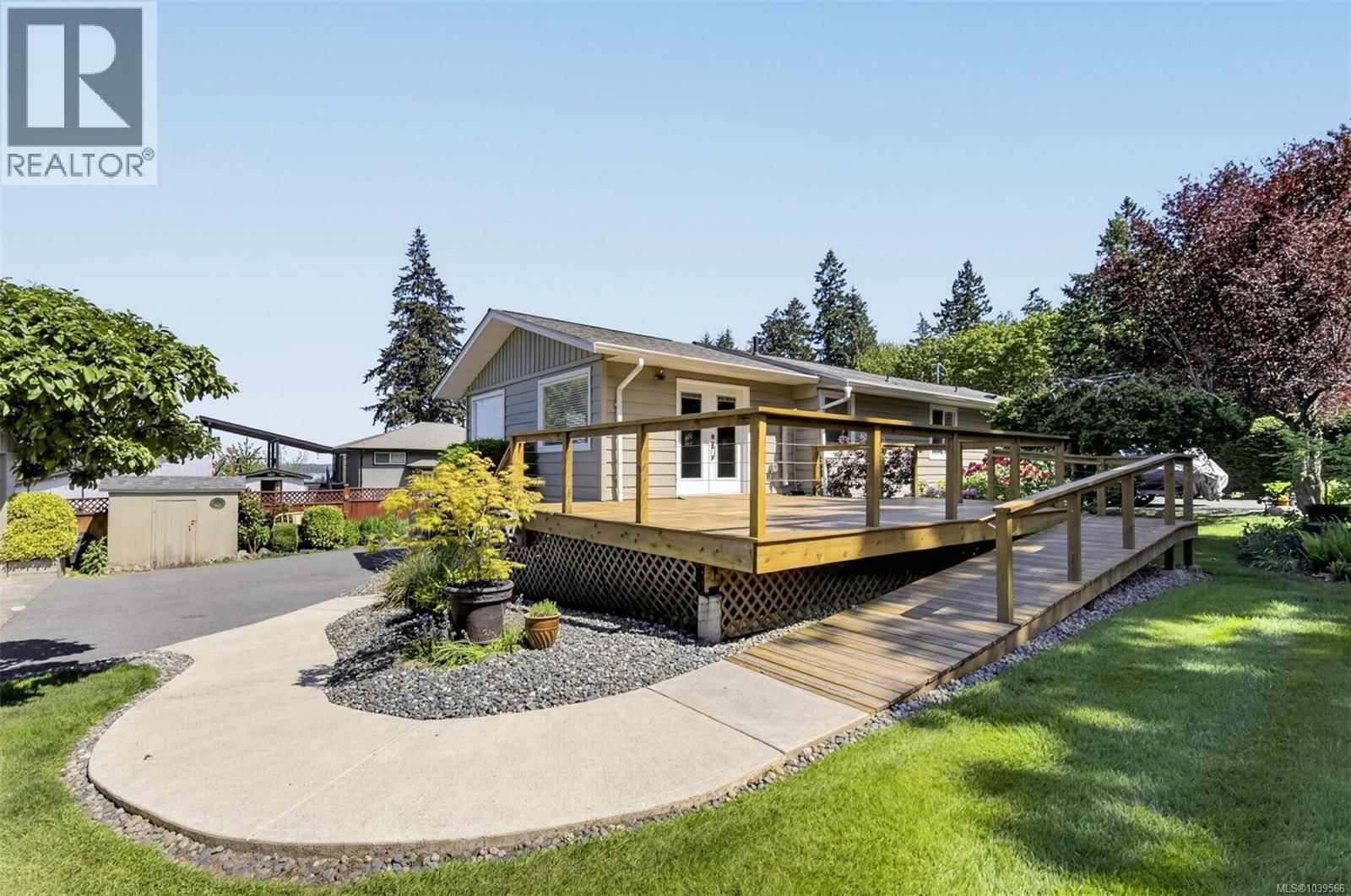 3475 Seacloud Road property photo