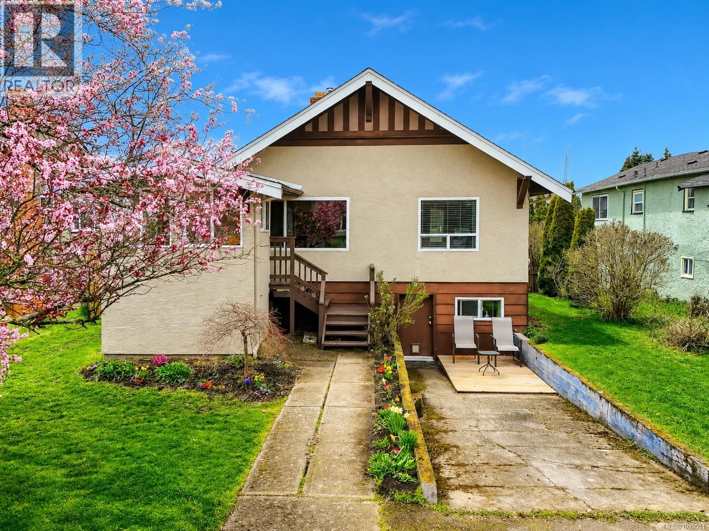 3074 Earl Grey Street property photo