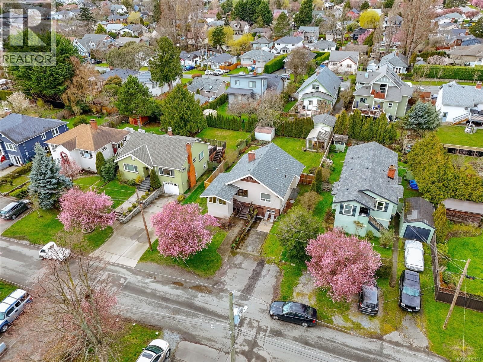 3074 Earl Grey Street property photo