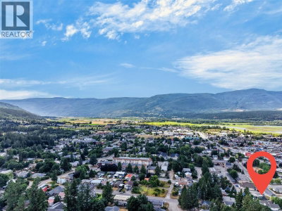 630 Okanagan SE Avenue | Salmon Arm British Columbia | Slide Image Thirty-three