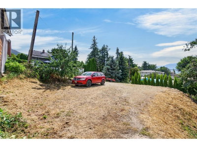 630 Okanagan SE Avenue | Salmon Arm British Columbia | Slide Image Forty-one