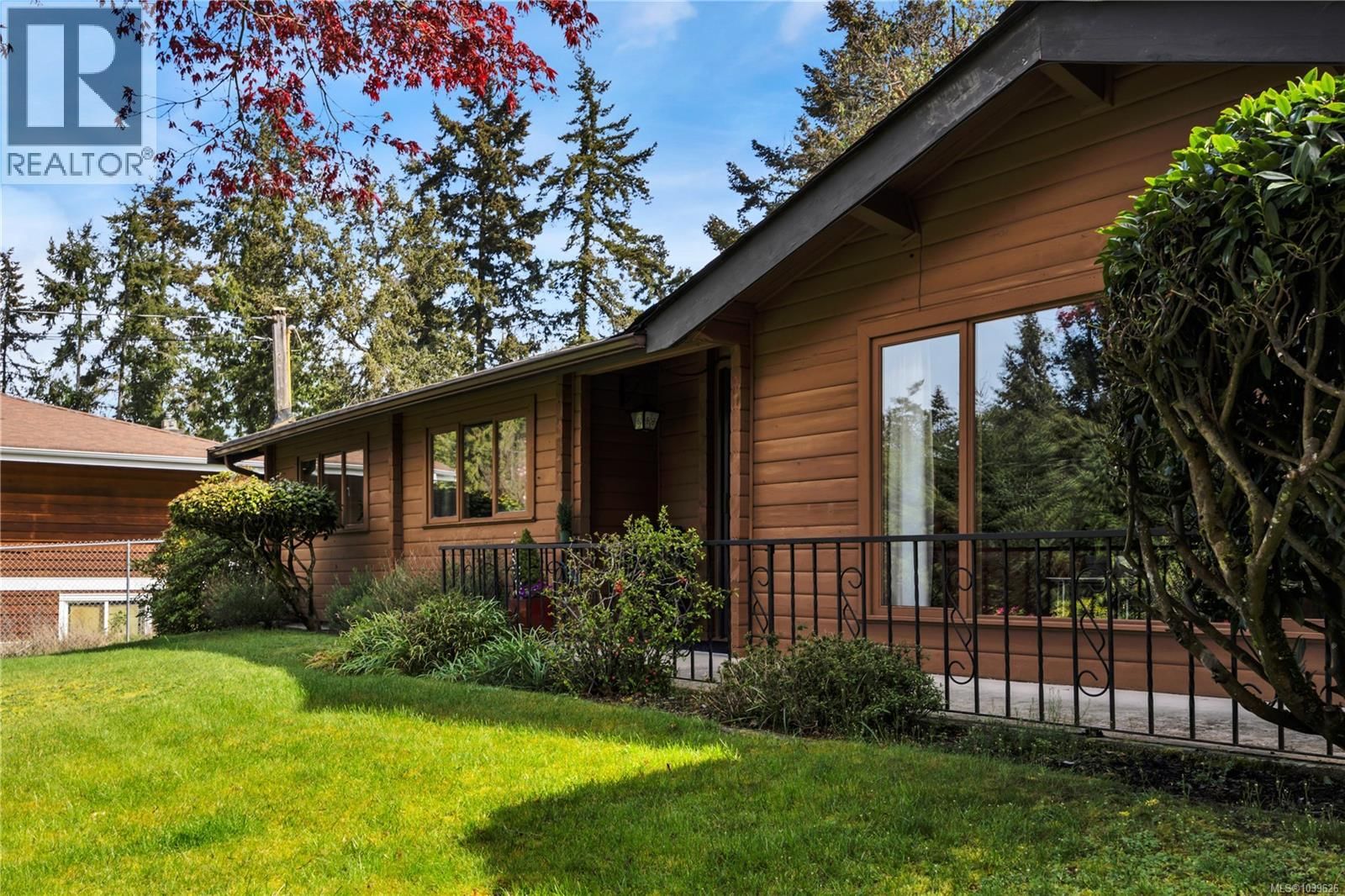 1600 Seacrest Road property photo