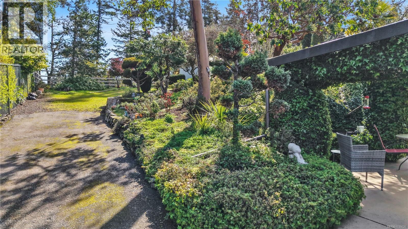 1600 Seacrest Road property photo